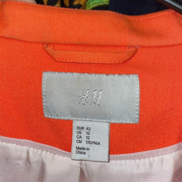 H&M Crop and Three Quarter Sleeve Blazer - Picture 3 of 3